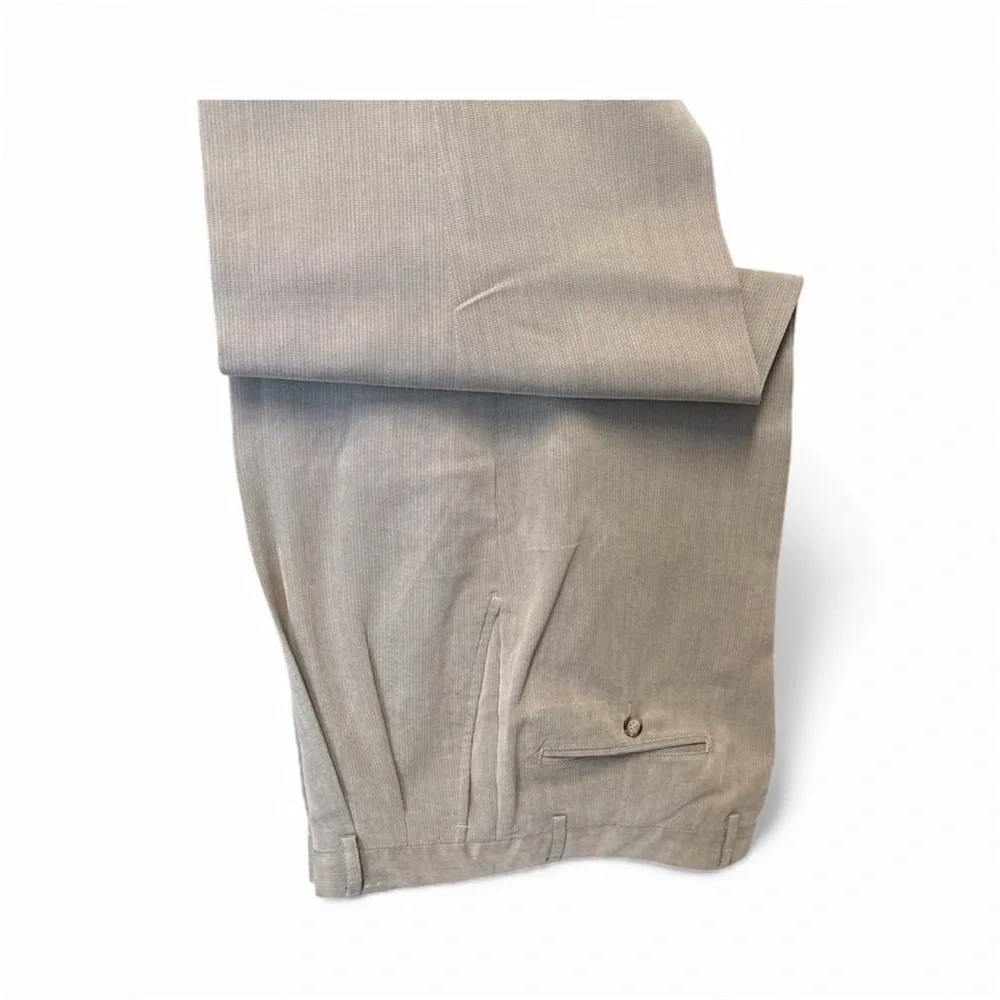 Claiborne stylish trousers
